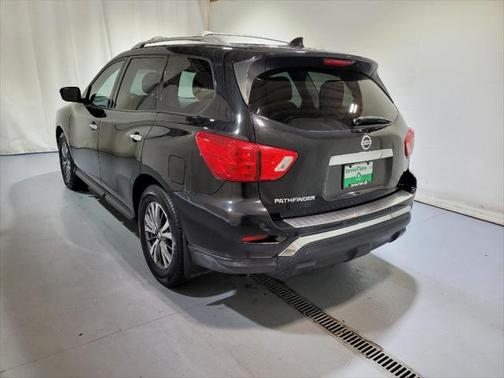2020 Nissan Pathfinder S 2WD