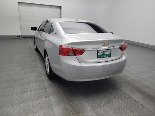 Silver Ice Metallic 2019 Chevrolet Impala 1LT