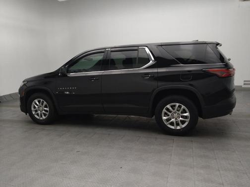 Mosaic Black Metallic 2022 Chevrolet Traverse LS