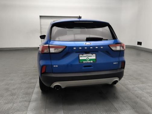 Velocity Blue Metallic 2020 Ford Escape SE