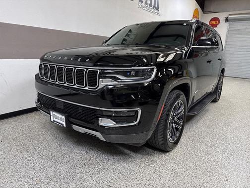 2022 Jeep Wagoneer Series III 4x4