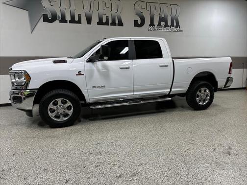 2021 RAM 2500 Big Horn Crew Cab 4x4 6'4' Box