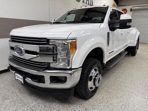 2017 Ford F-350 Lariat