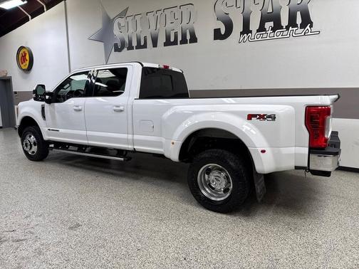 2017 Ford F-350 Lariat