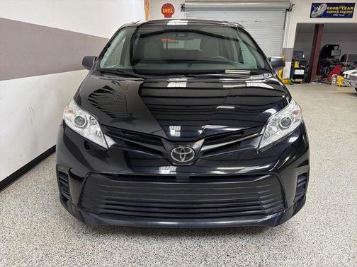 2020 Toyota Sienna Braun Ability Mobility Van