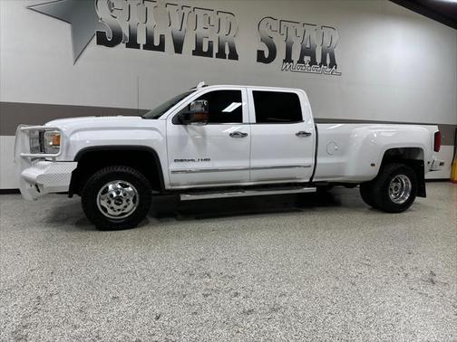 2015 GMC Sierra 3500 Denali