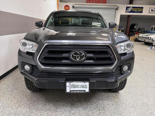 2022 Toyota Tacoma SR5