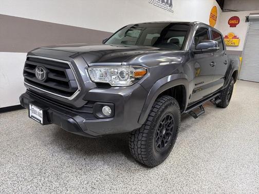 2022 Toyota Tacoma SR5