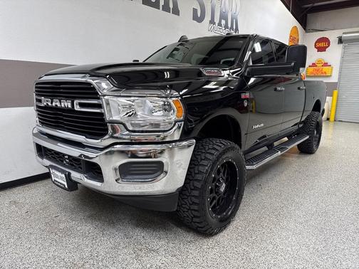 2019 RAM 2500 Big Horn Crew Cab 4x4 6'4' Box