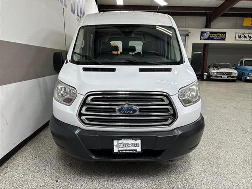 2017 Ford Transit-350 XLT