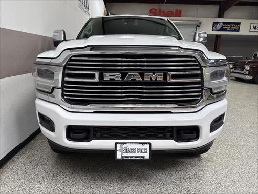 2023 RAM 2500 Laramie Crew Cab 4x4 6'4' Box