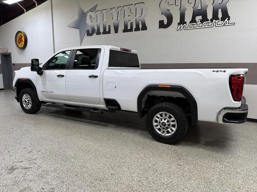 2023 GMC Sierra 2500 Pro