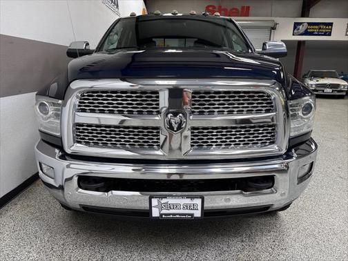 2018 RAM 2500 Laramie Crew Cab 4x4 6'4' Box