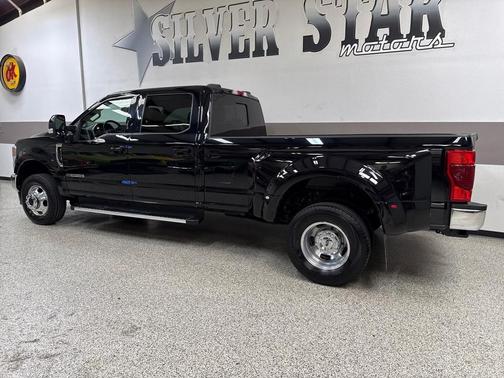 2022 Ford F-350 Lariat