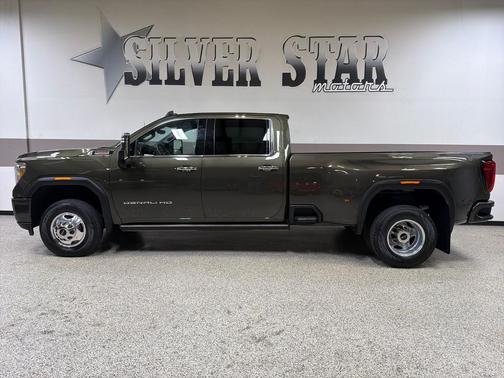 Forest Metallic 2022 GMC Sierra 3500 Denali