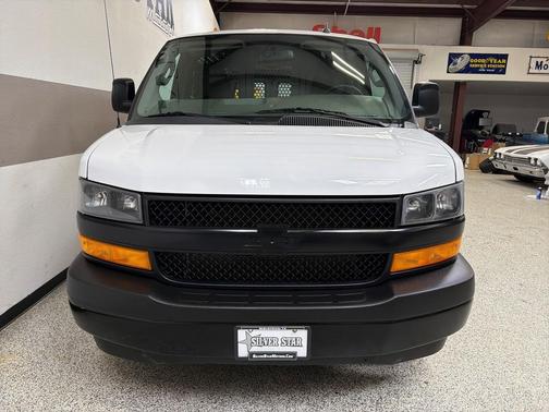 2022 Chevrolet Express 2500 RWD 2500 Regular Wheelbase WT