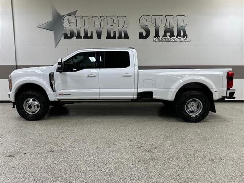 2023 Ford F-350 Lariat
