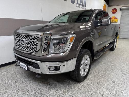 2018 Nissan Titan XD Platinum Reserve