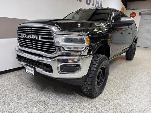 2019 RAM 2500 Laramie Mega Cab 4x4 6'4' Box