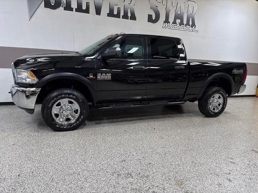2018 RAM 2500 Tradesman Crew Cab 4x4 6'4' Box