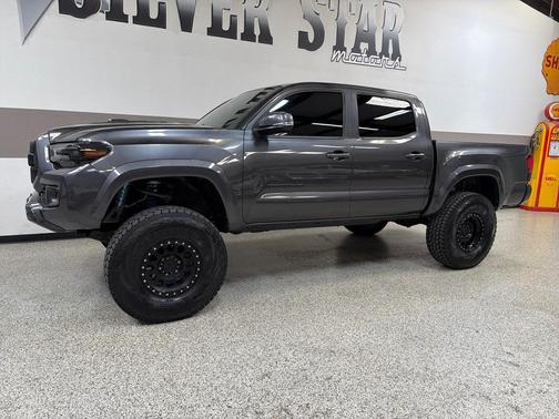 2019 Toyota Tacoma TRD Sport