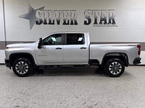 2022 Chevrolet Silverado 2500 Custom