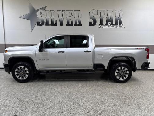 2022 Chevrolet Silverado 2500 Custom