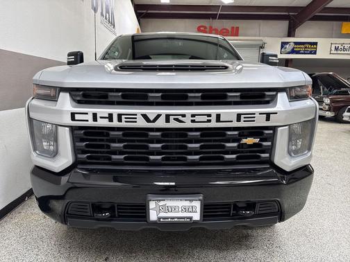 2022 Chevrolet Silverado 2500 Custom