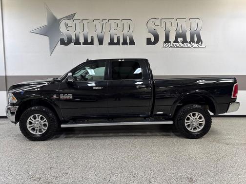 2018 RAM 2500 Laramie Crew Cab 4x4 6'4' Box