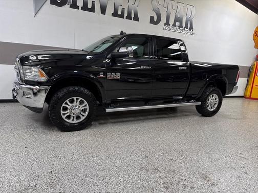 2018 RAM 2500 Laramie Crew Cab 4x4 6'4' Box