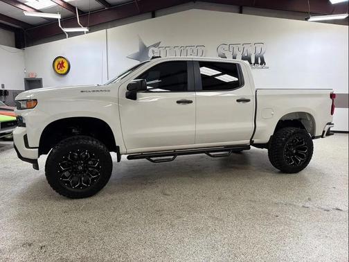 White 2021 Chevrolet Silverado 1500 Custom