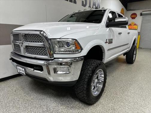 2018 RAM 2500 Laramie Crew Cab 4x4 6'4' Box