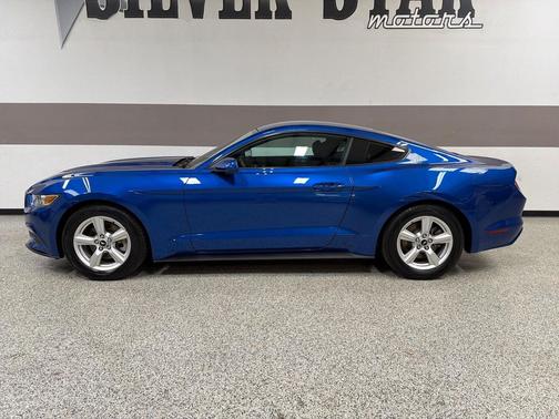 2017 Ford Mustang V6