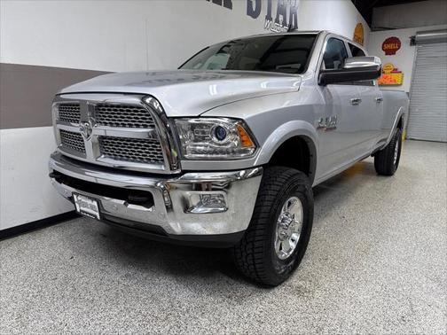 2018 RAM 2500 Laramie Crew Cab 4x4 8' Box