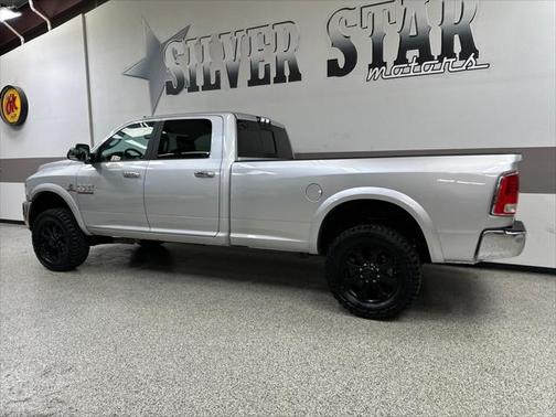 2018 RAM 2500 Laramie Crew Cab 4x4 8' Box