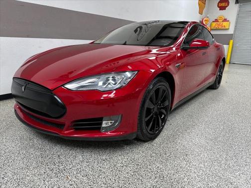 2014 Tesla Model S Performance