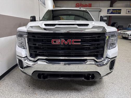 2022 GMC Sierra 2500 Pro