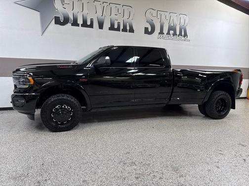 2020 RAM 3500 Limited Crew Cab 4x4 8' Box
