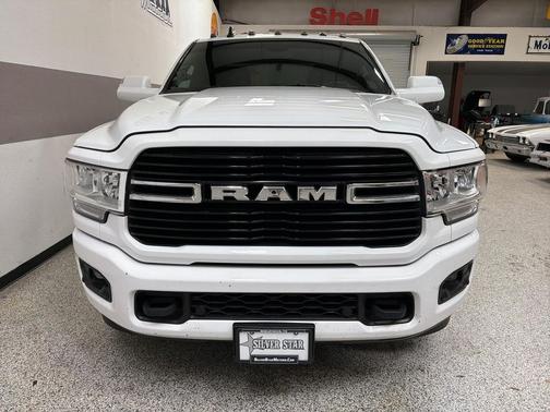 Bright White Clearcoat 2020 RAM 3500 Big Horn Crew Cab 4x2 8' Box