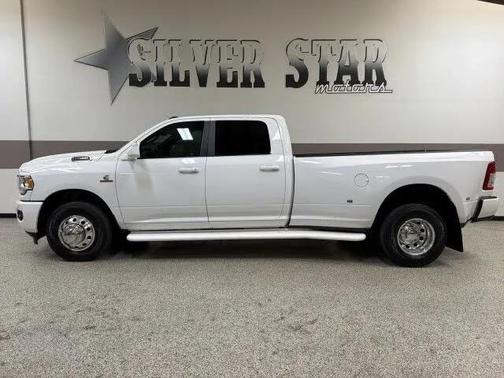 Bright White Clearcoat 2020 RAM 3500 Big Horn Crew Cab 4x2 8' Box