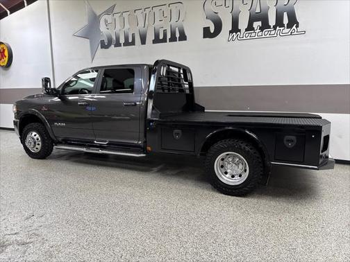 2020 RAM 3500 Laramie Crew Cab 4x4 8' Box