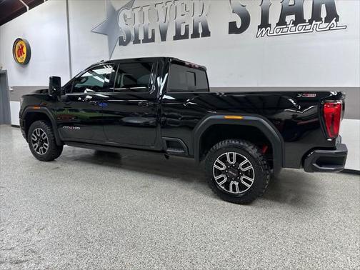2022 GMC Sierra 2500 AT4