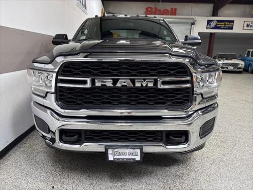 2021 RAM 2500 Tradesman Crew Cab 4x4 6'4' Box