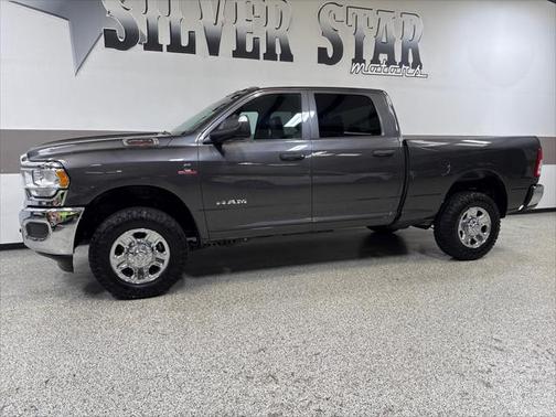 2021 RAM 2500 Tradesman Crew Cab 4x4 6'4' Box