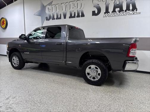 2021 RAM 2500 Tradesman Crew Cab 4x4 6'4' Box