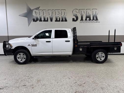 2017 RAM 3500 Tradesman Crew Cab 4x4 8' Box