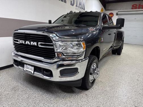 2021 RAM 3500 Big Horn Crew Cab 4x4 8' Box