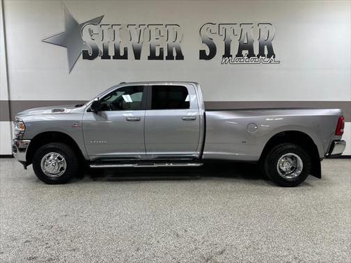 2021 RAM 3500 Big Horn Crew Cab 4x4 8' Box