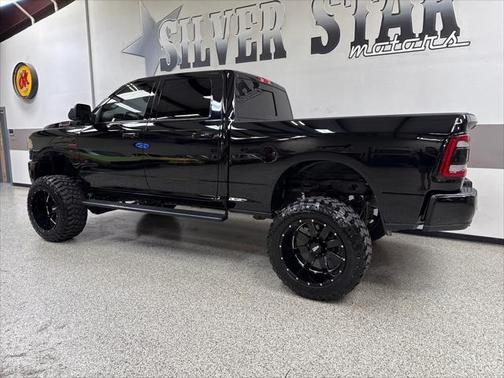 2020 RAM 2500 Lone Star Crew Cab 4X4 6'4' Box