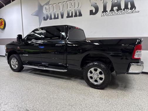 2023 RAM 2500 Big Horn Crew Cab 4x4 6'4' Box